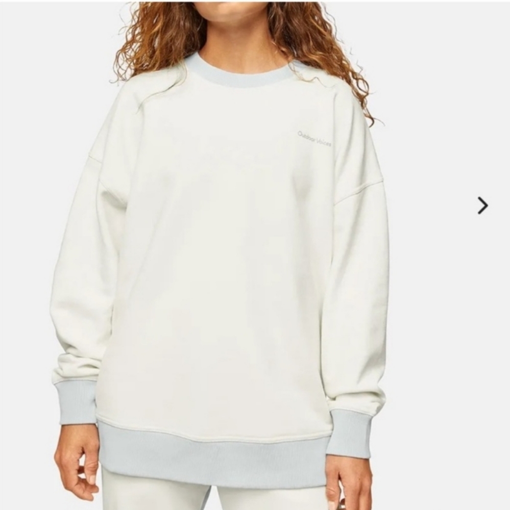 Outdoor Voices crewneck sweatshirt cream size M